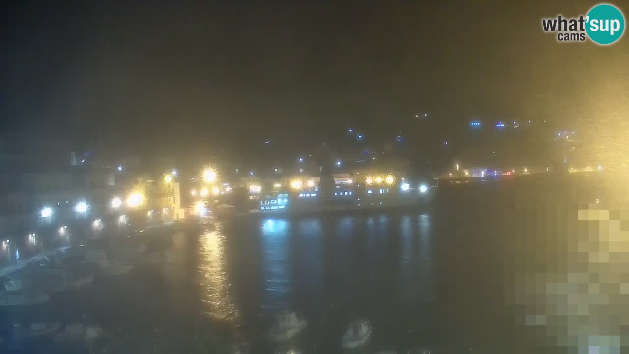 Island of Ponza livecam – the port webcam live