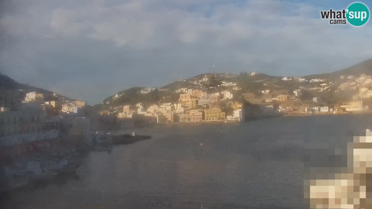 Island of Ponza livecam – the port webcam live