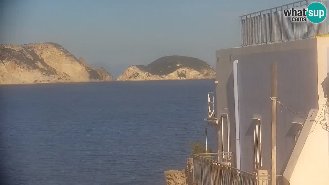 Island of Ponza livecam – the port webcam live