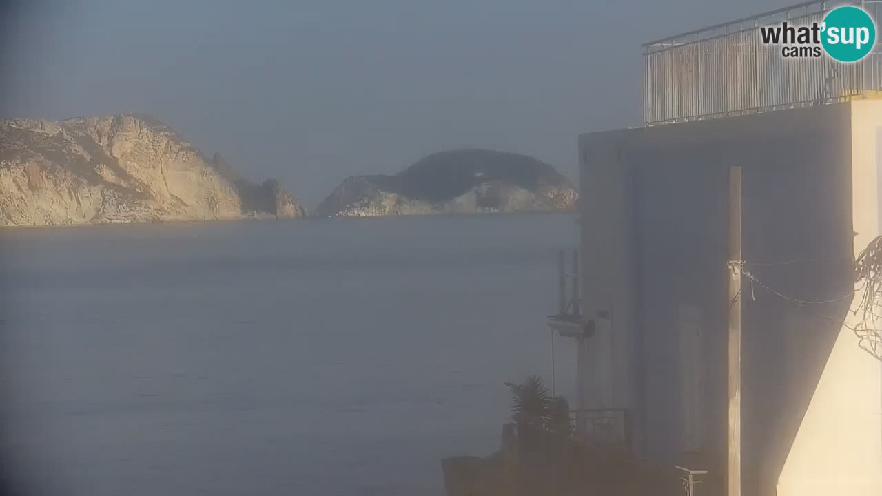 Isola di Ponza – Il Porto – vista dal Palazzo Comunale