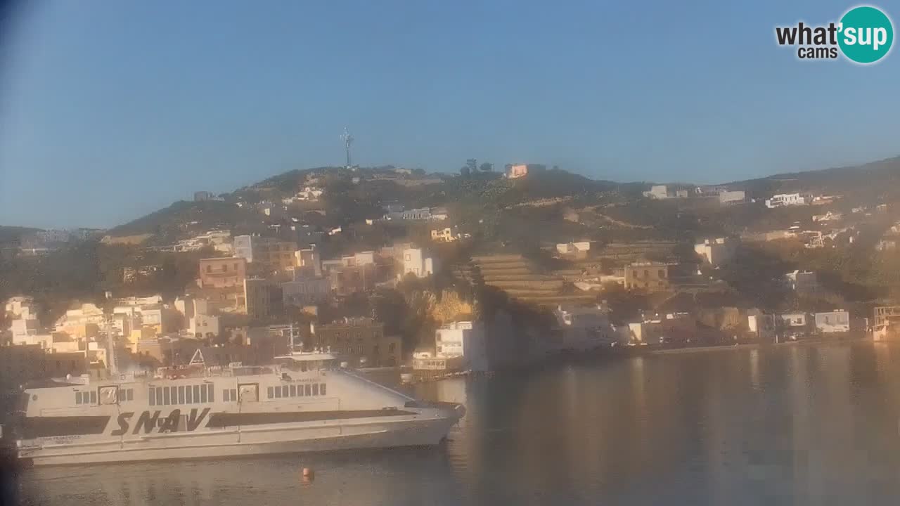 Insel Ponza webcam – Port