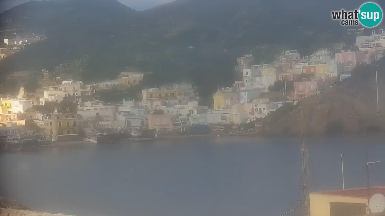 Isla de Ponza – puerto