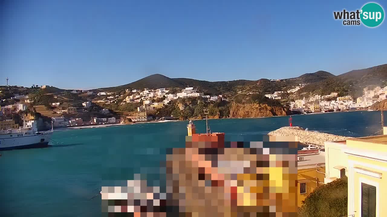 Island of Ponza livecam – the port webcam live