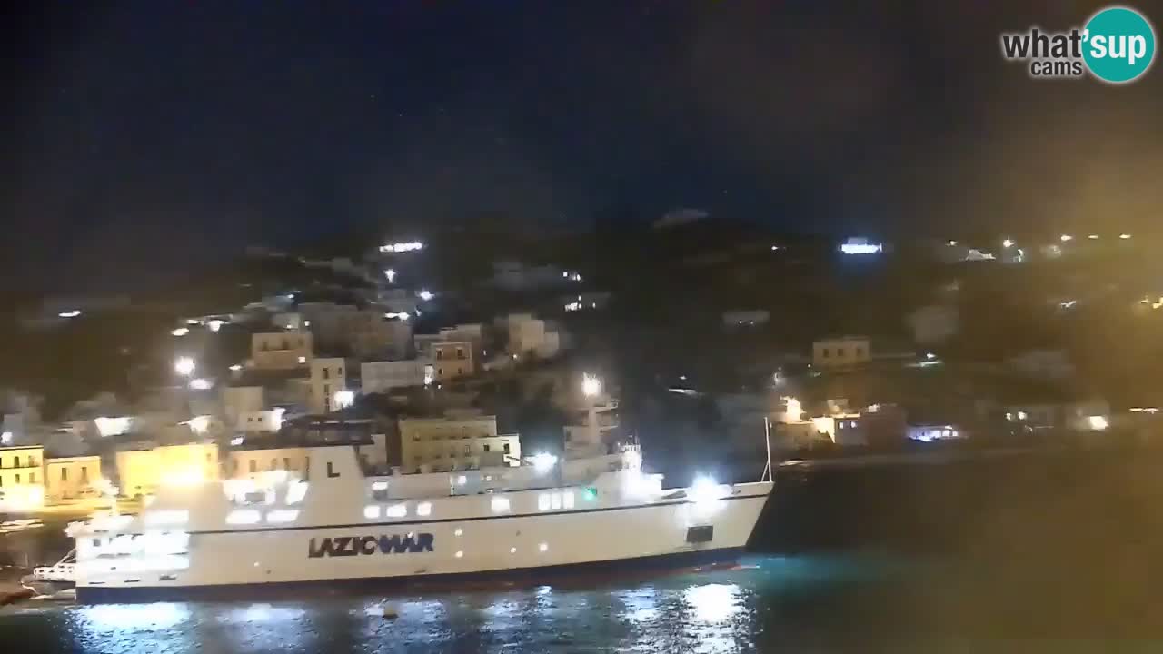 Island of Ponza livecam – the port webcam live