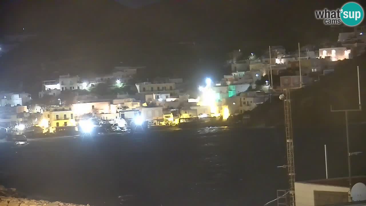 Island of Ponza livecam – the port webcam live