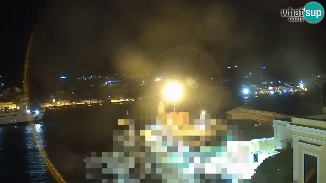 Island of Ponza livecam – the port webcam live