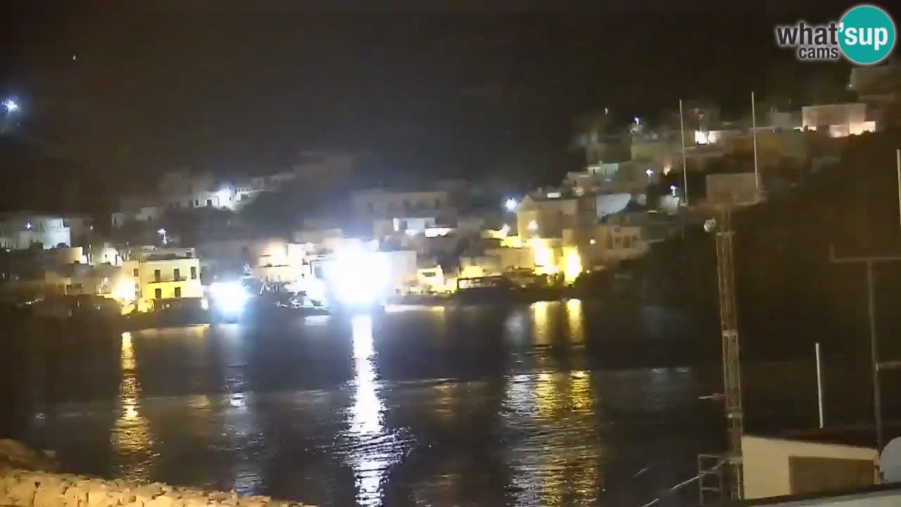 Island of Ponza livecam – the port webcam live