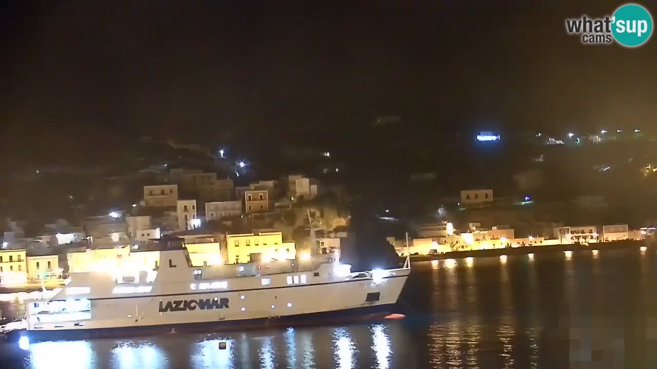 Insel Ponza webcam – Port