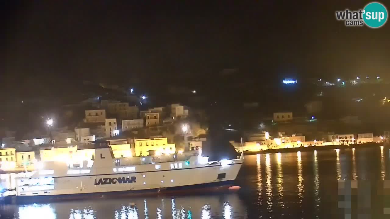 Island of Ponza livecam – the port webcam live