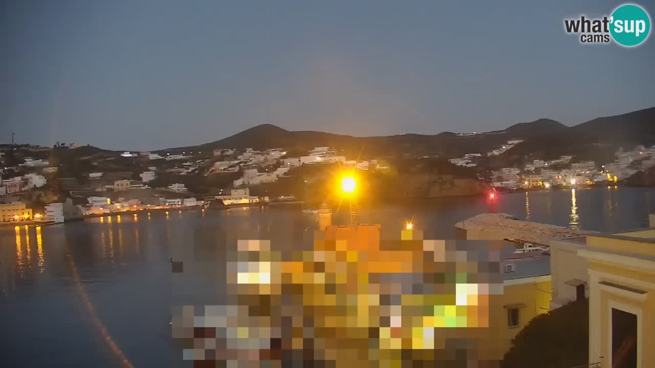 Island of Ponza livecam – the port webcam live