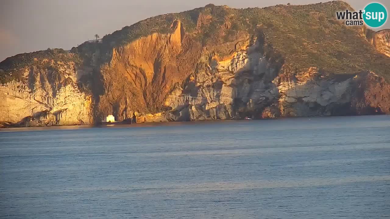 Island of Ponza livecam – the port webcam live