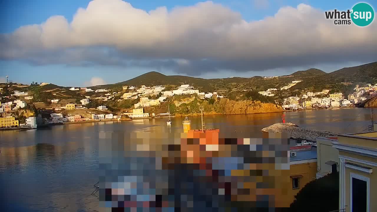 Island of Ponza livecam – the port webcam live