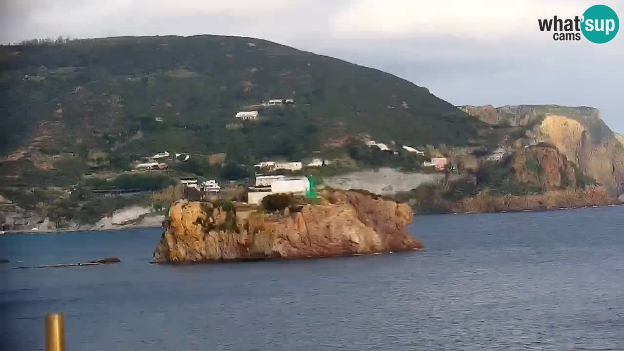 Island of Ponza livecam – the port webcam live