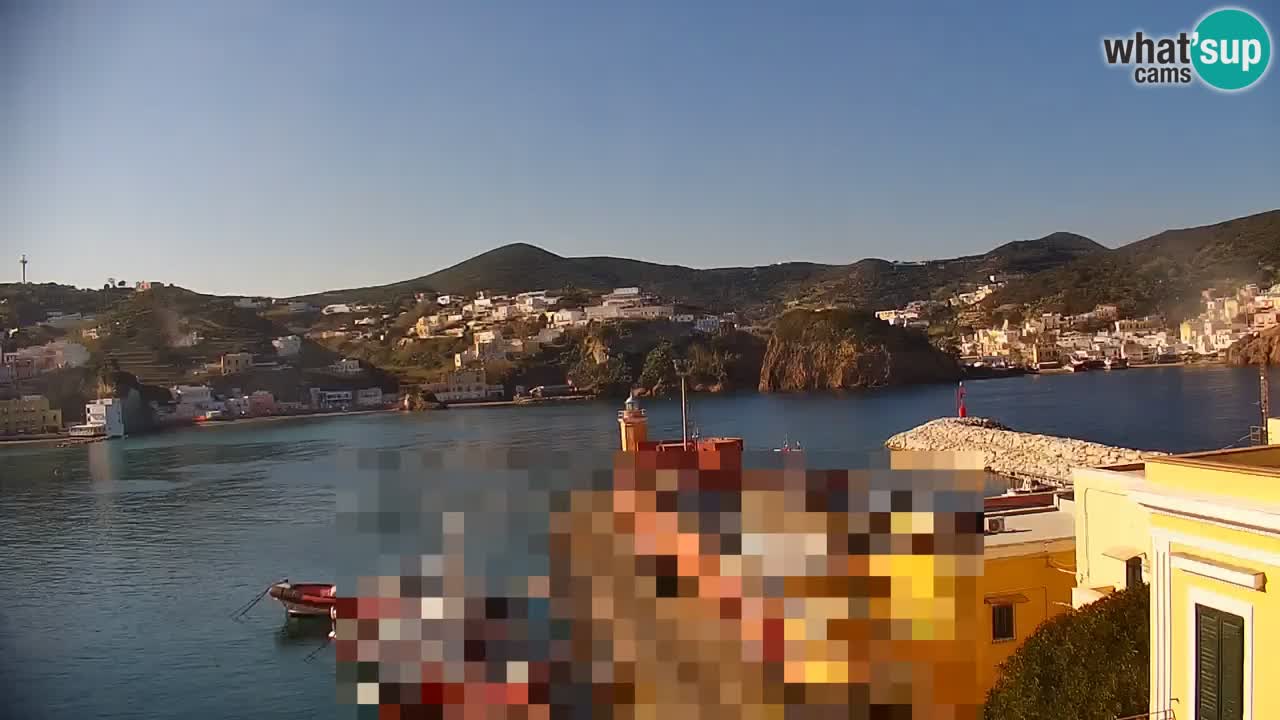 Island of Ponza livecam – the port webcam live