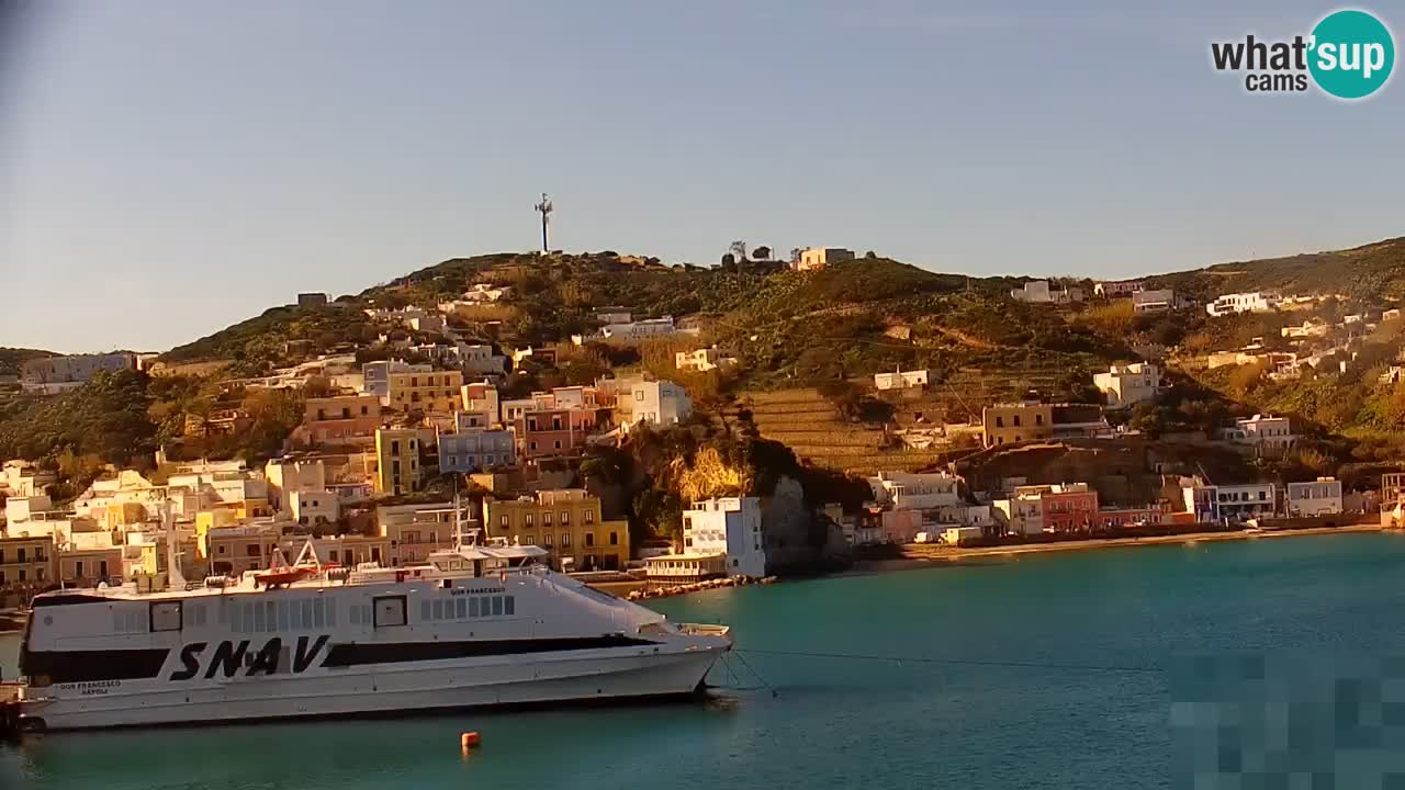 Isla de Ponza – puerto