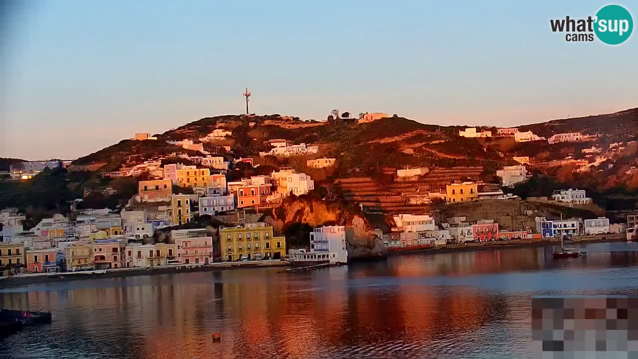 Insel Ponza webcam – Port