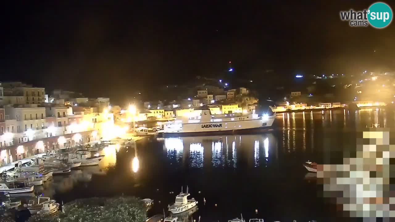 Island of Ponza livecam – the port webcam live