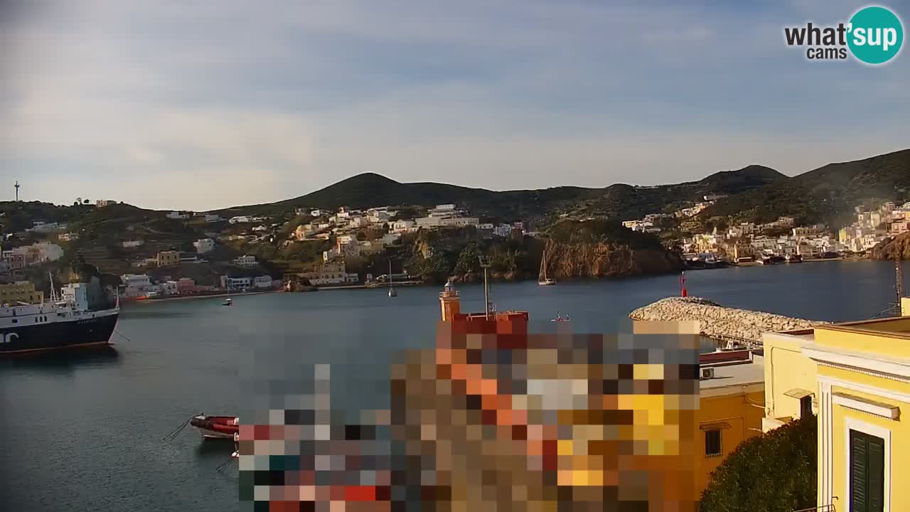 Island of Ponza livecam – the port webcam live