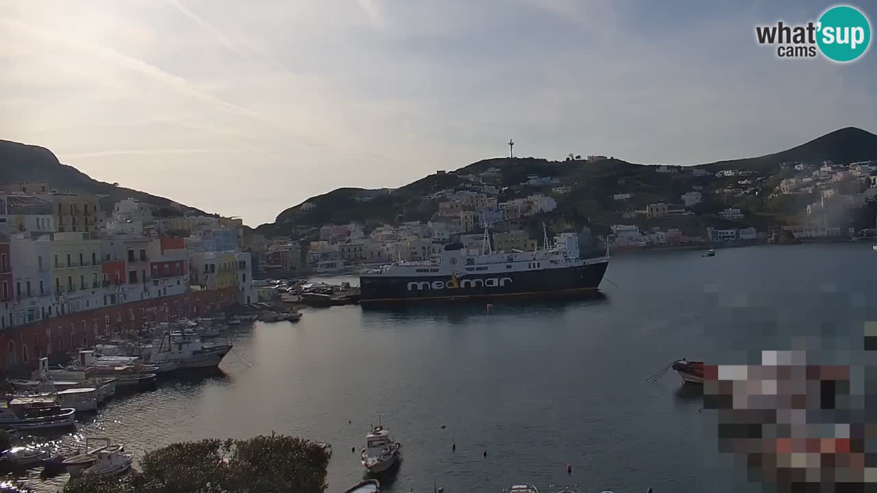 Island of Ponza livecam – the port webcam live