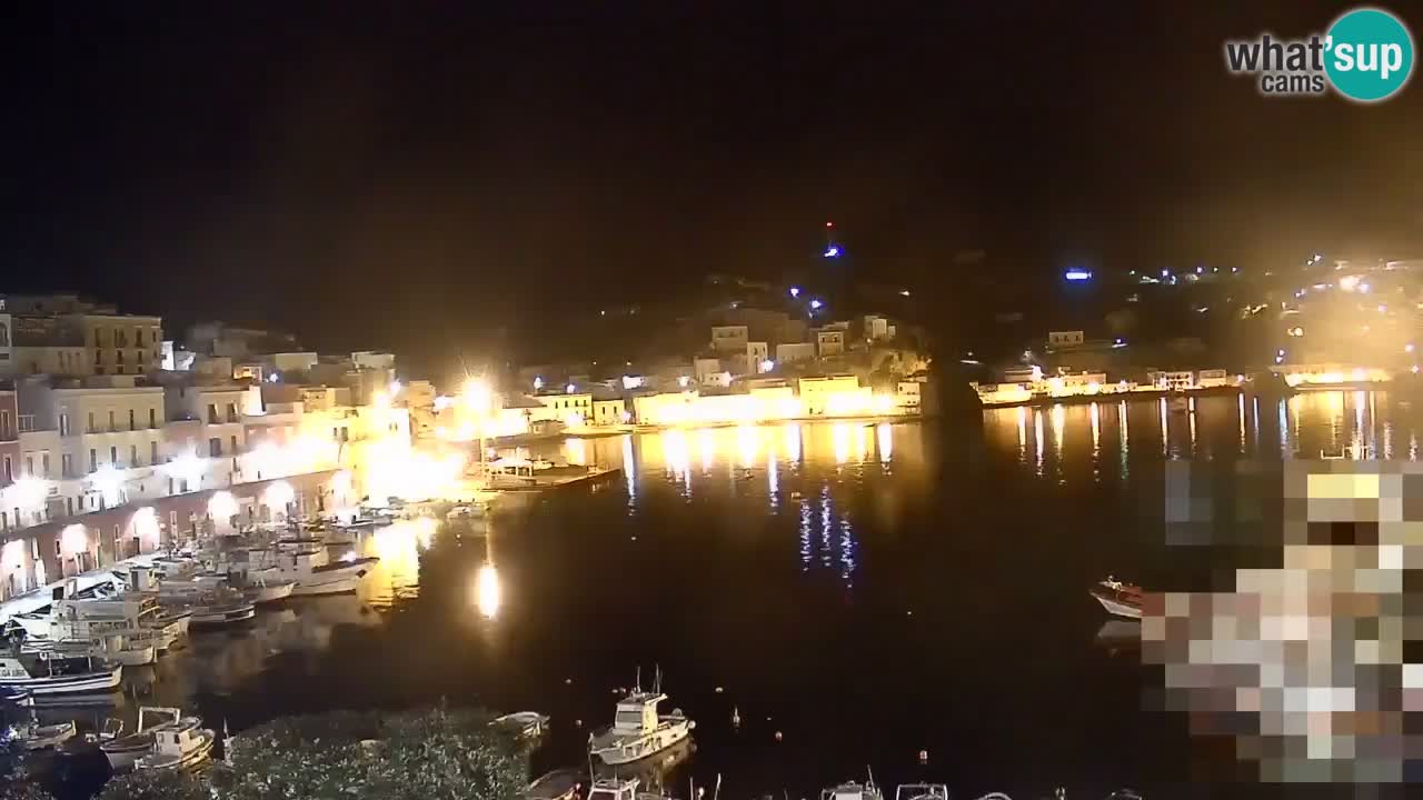 Island of Ponza livecam – the port webcam live