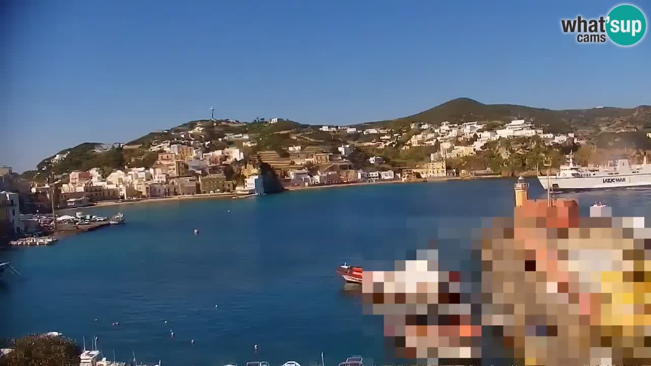 Island of Ponza livecam – the port webcam live