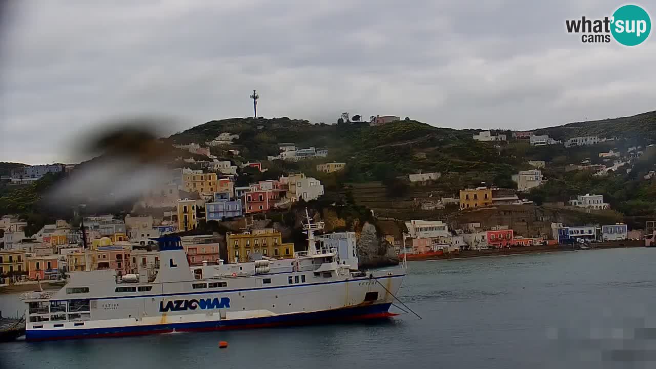 Otok Ponza web kamera Luka