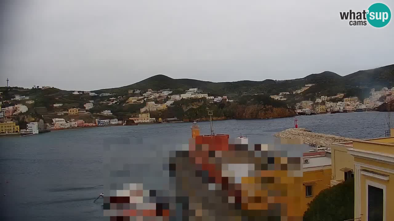 Otok Ponza kamera Pogled na pristanišče