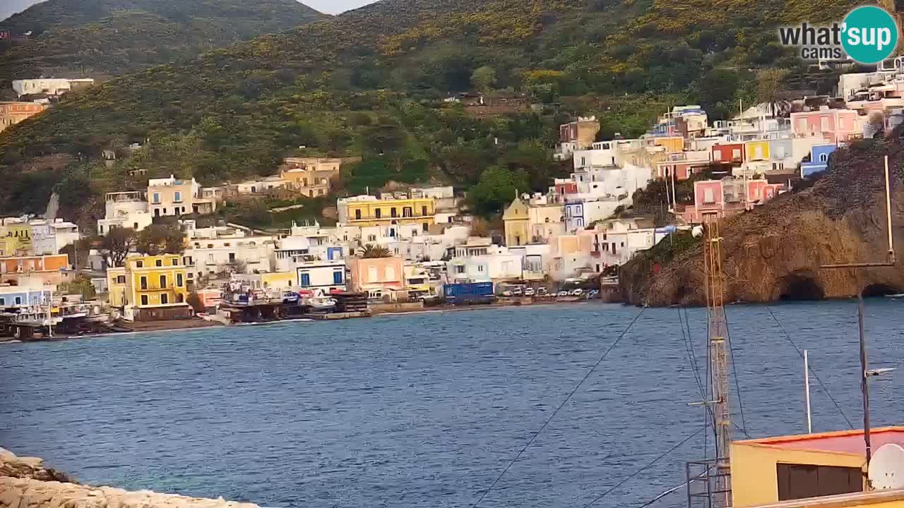 Island of Ponza livecam – the port webcam live