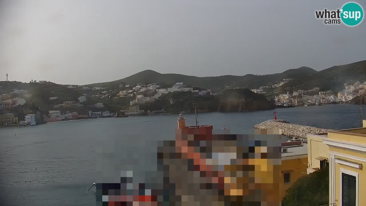 Otok Ponza kamera Pogled na pristanišče