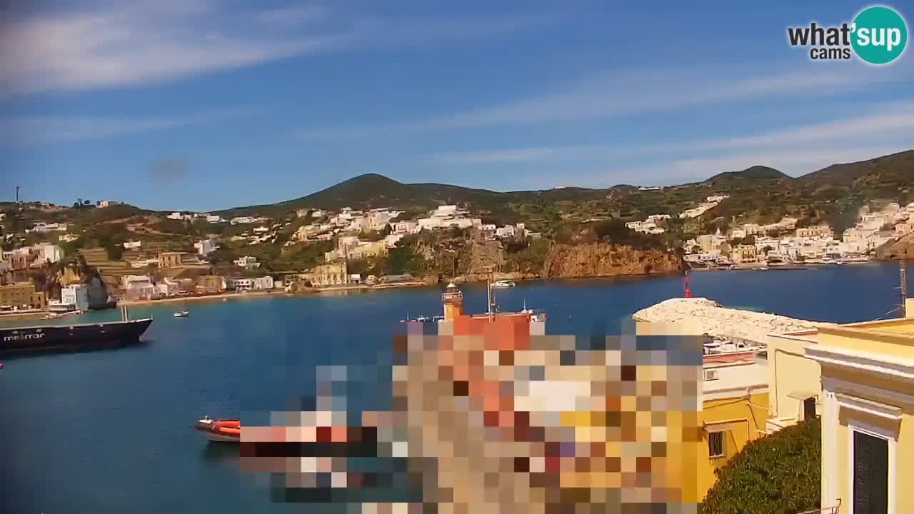 Island of Ponza livecam – the port webcam live