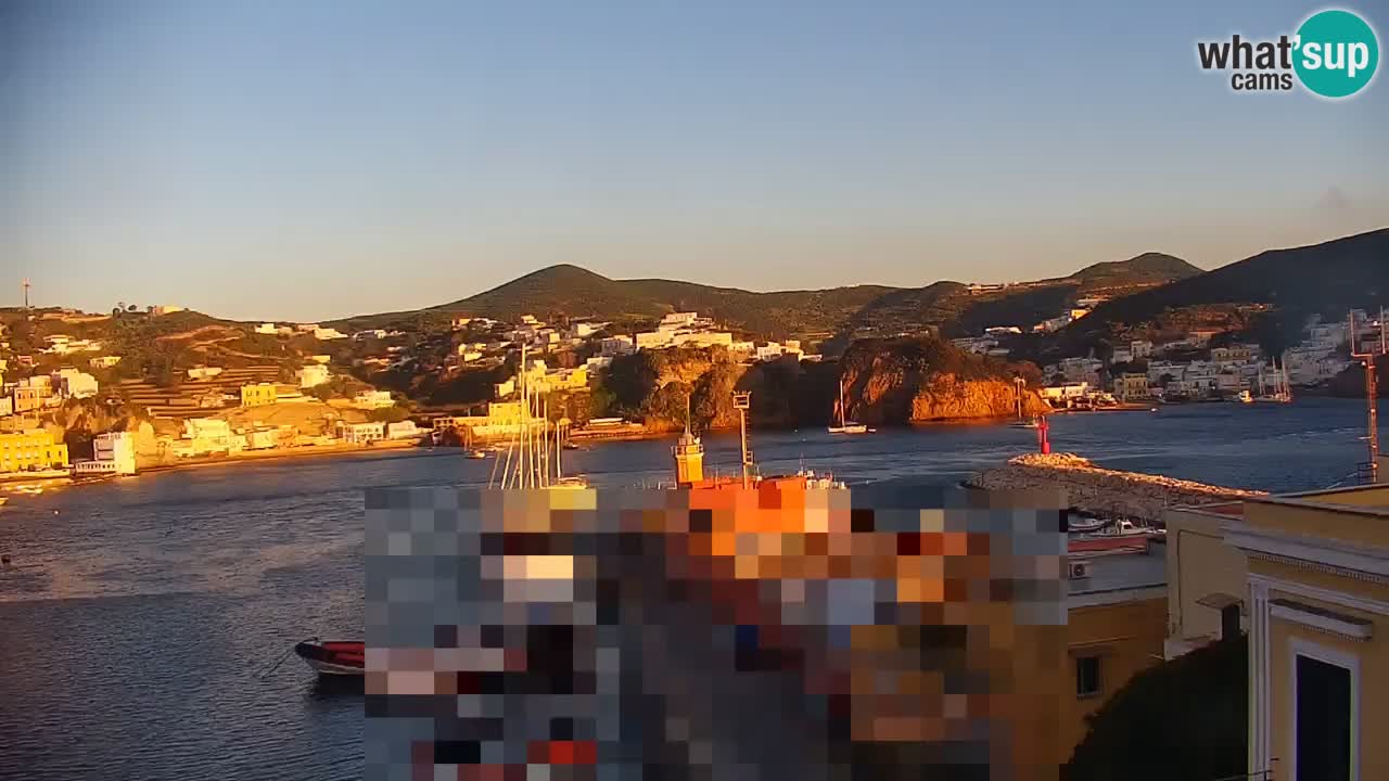 Otok Ponza kamera Pogled na pristanišče