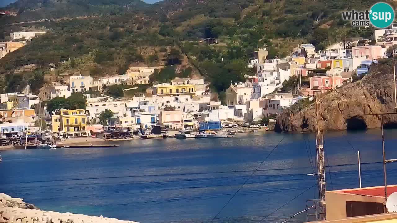 Island of Ponza livecam – the port webcam live