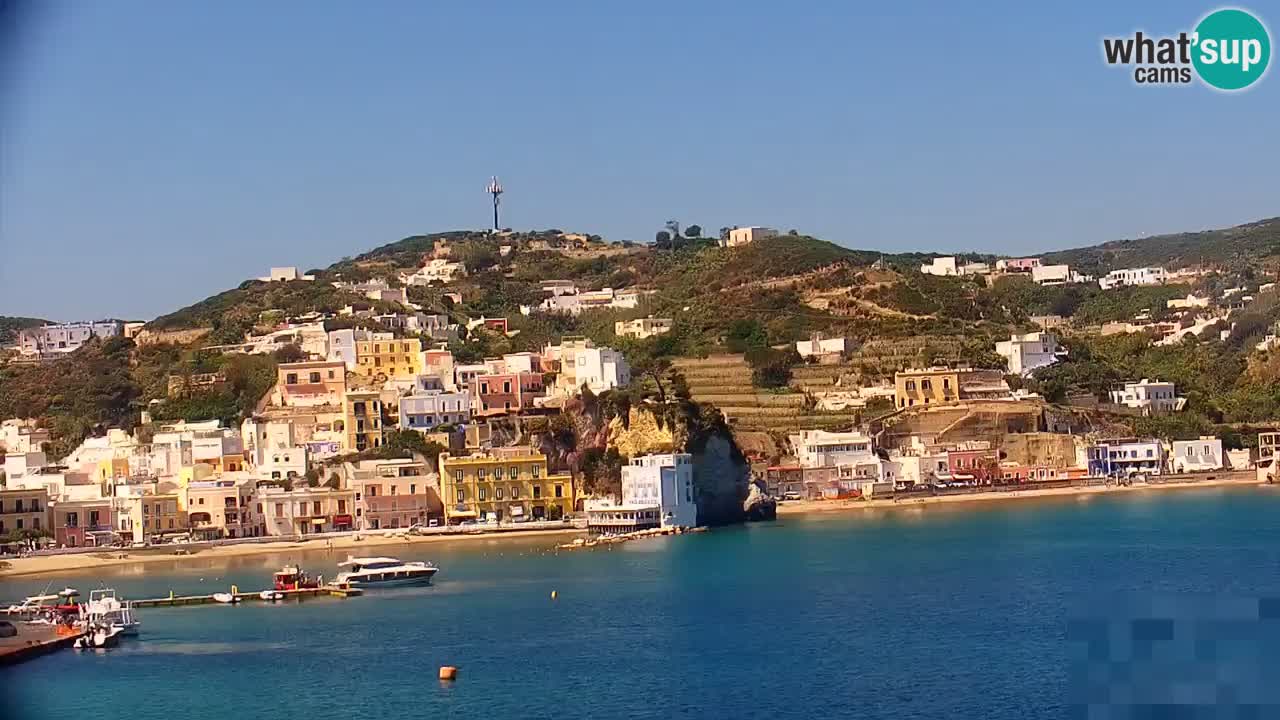 Island of Ponza livecam – the port webcam live