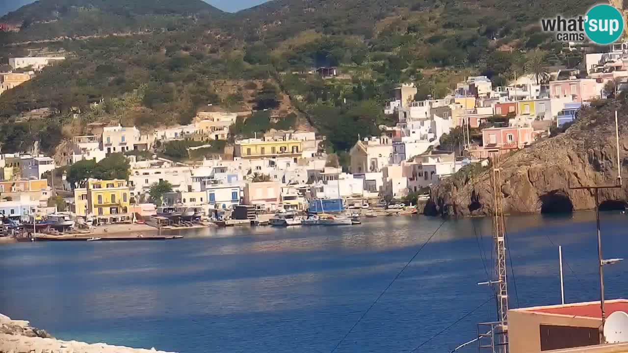 Island of Ponza livecam – the port webcam live