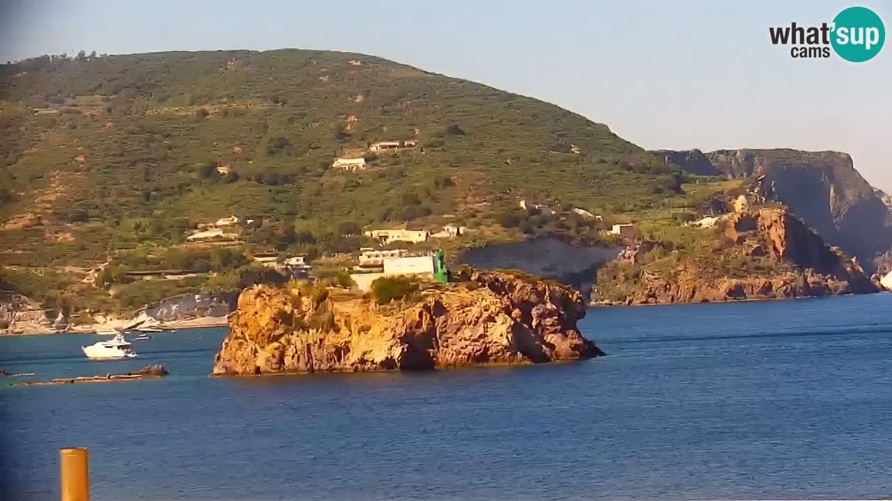 Isla de Ponza – puerto