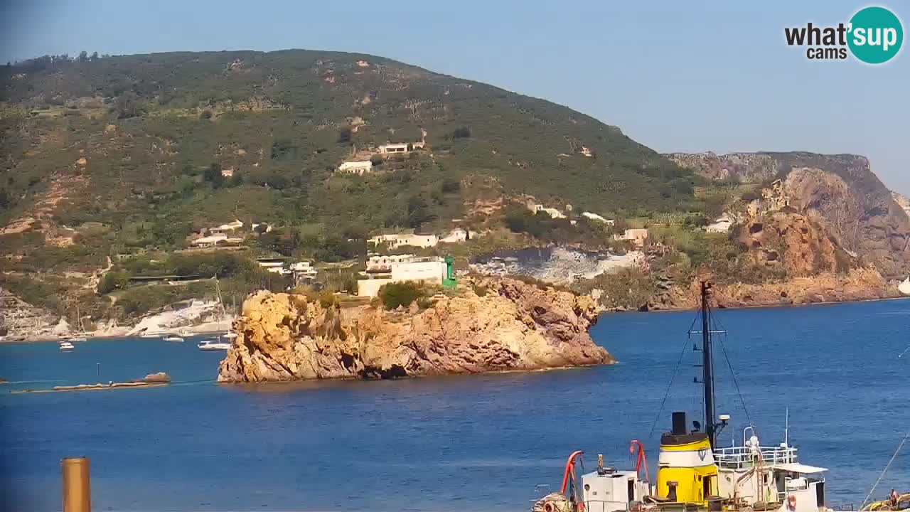 Island of Ponza livecam – the port webcam live