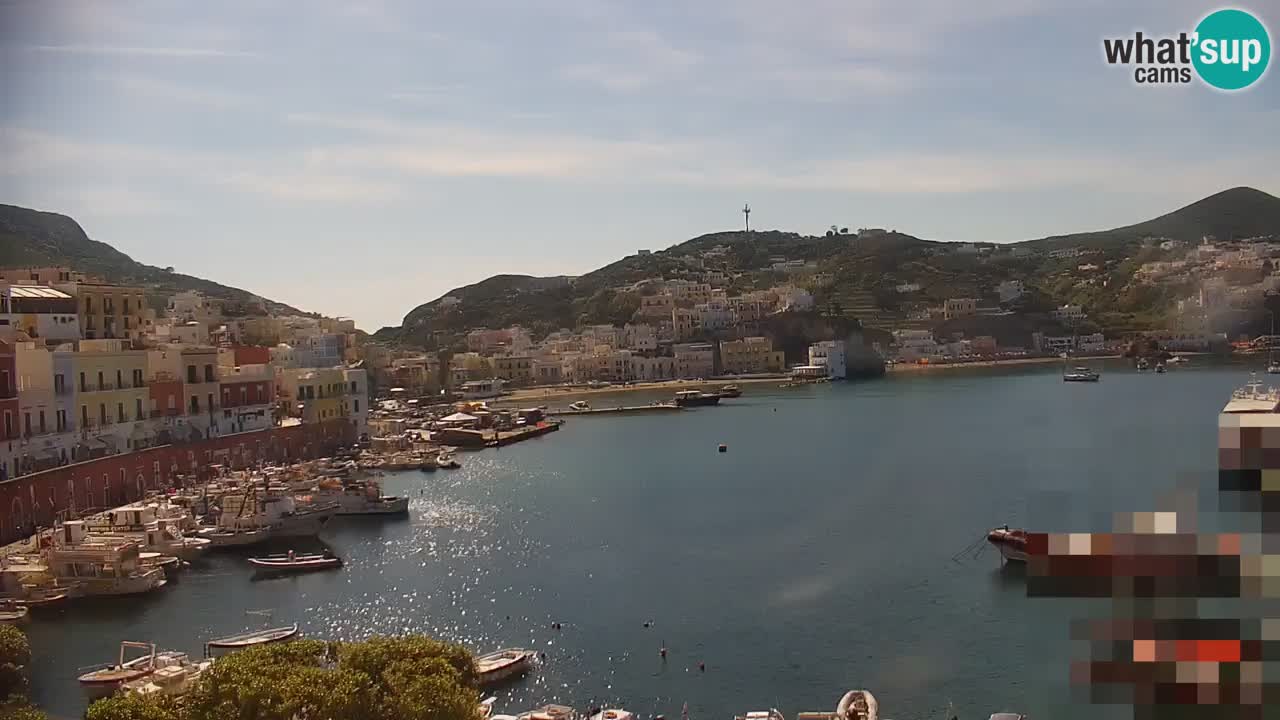 Island of Ponza livecam – the port webcam live