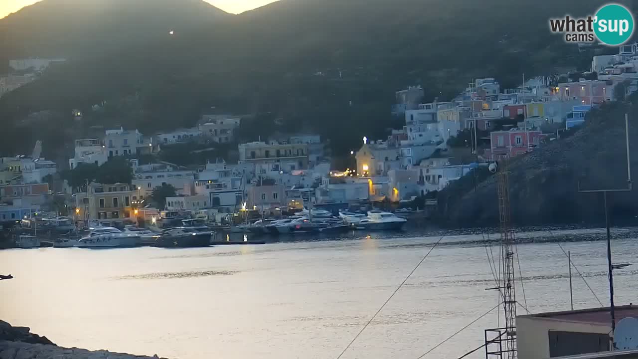 WEBCAM Ponza – Il Porto – Isola di Ponza