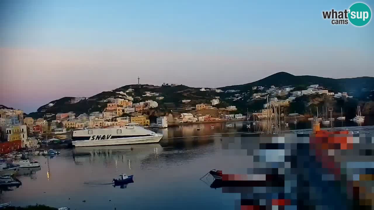 Otok Ponza web kamera Luka