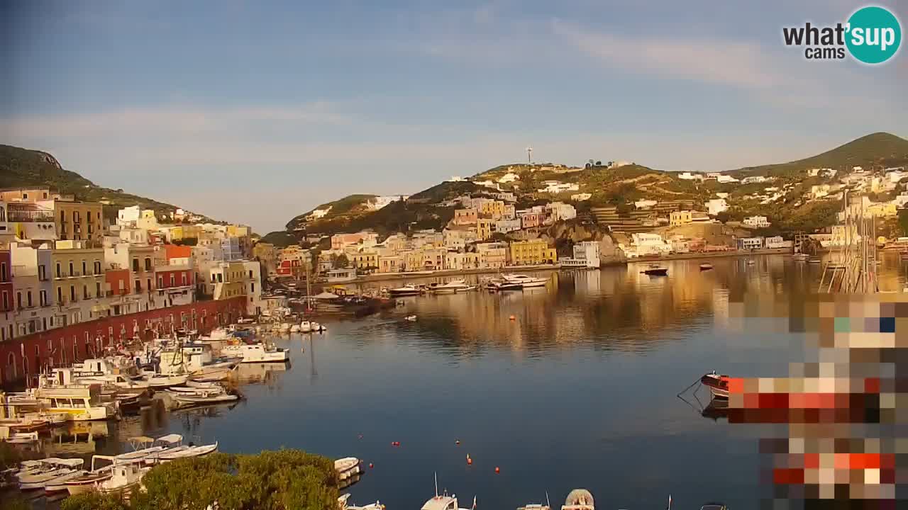 Island of Ponza – the port webcam live