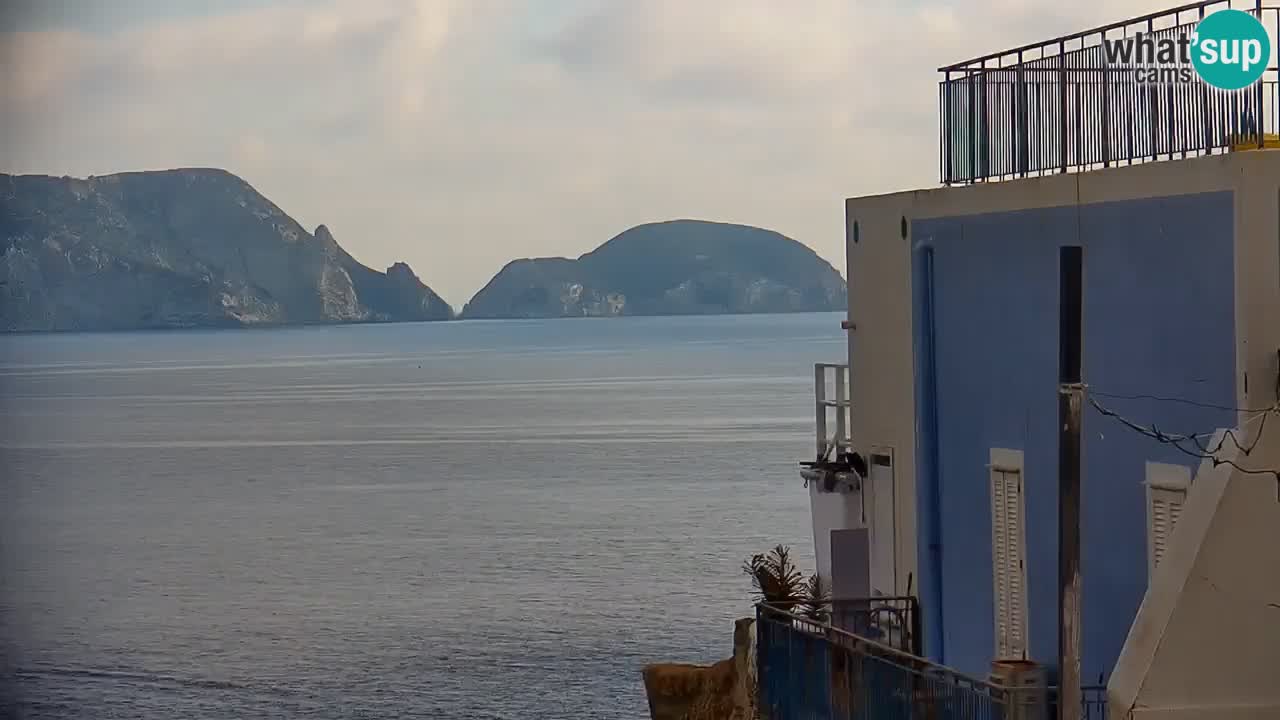 Island of Ponza livecam – the port webcam live