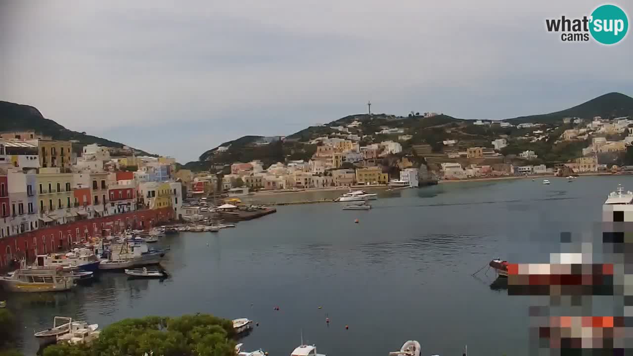 Insel Ponza webcam – Port