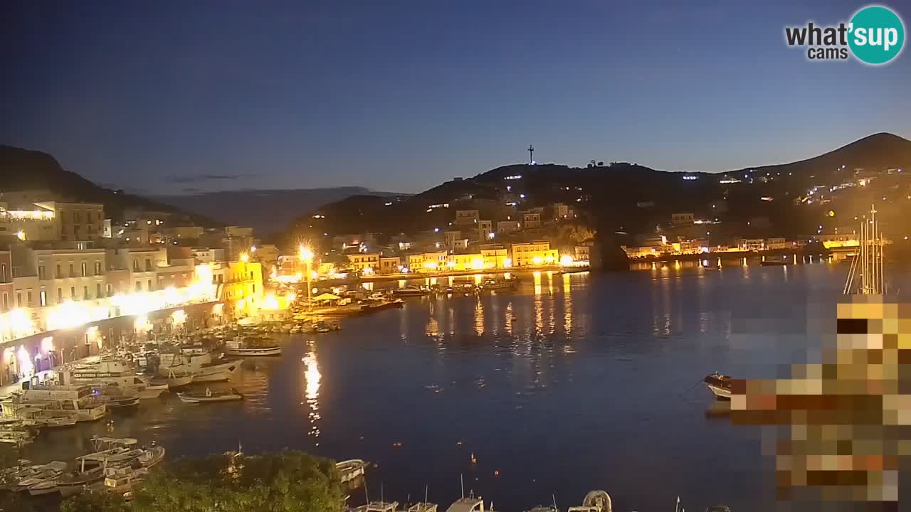 Island of Ponza livecam – the port webcam live