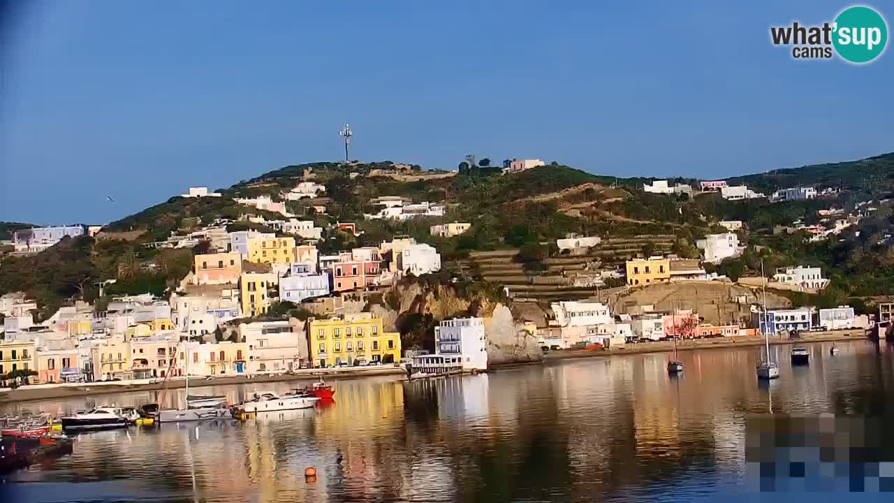 Otok Ponza web kamera Luka
