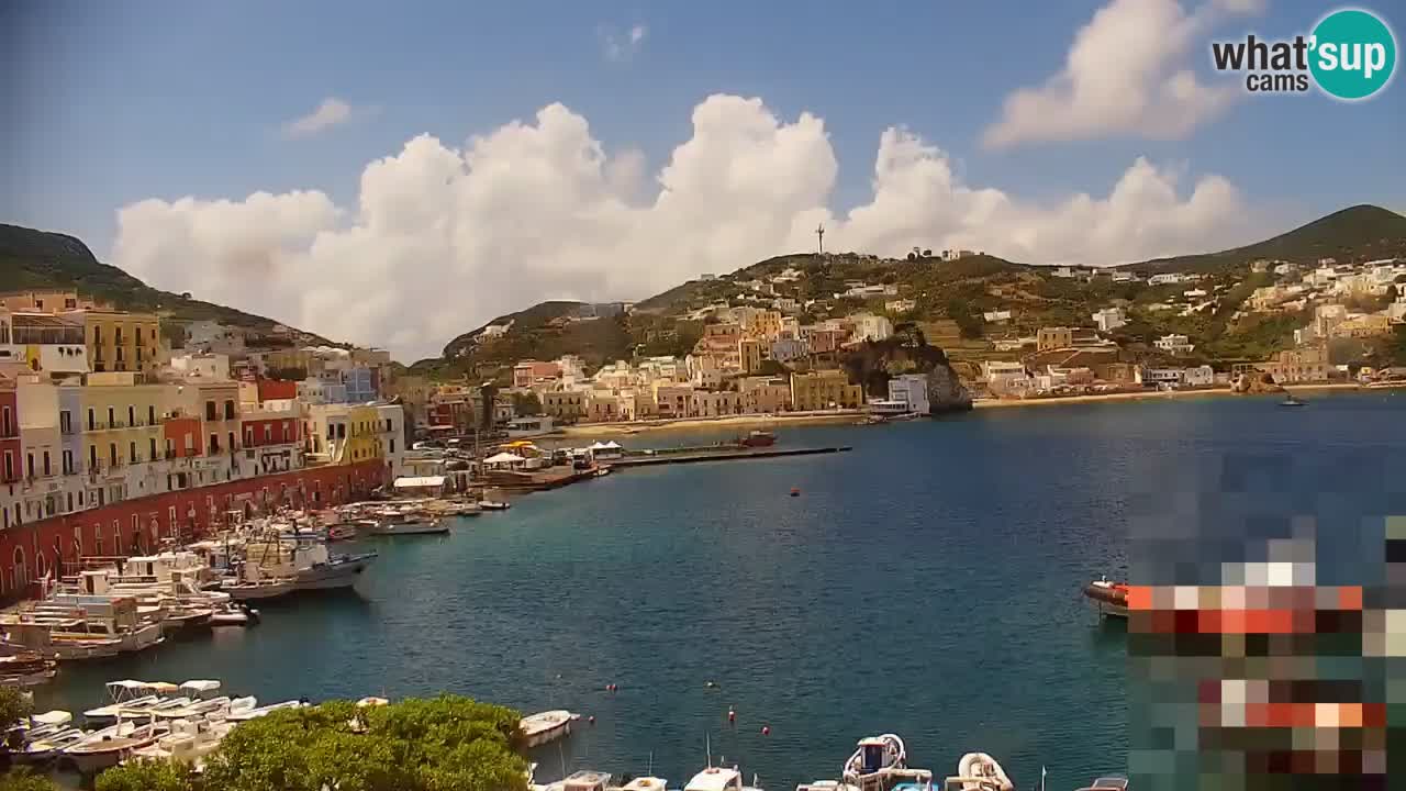 Island of Ponza – the port webcam live
