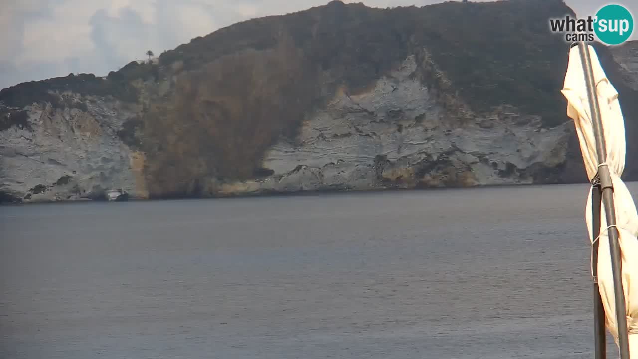 Otok Ponza web kamera Luka
