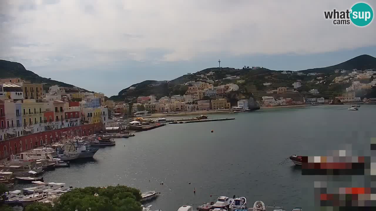 Island of Ponza livecam – the port webcam live