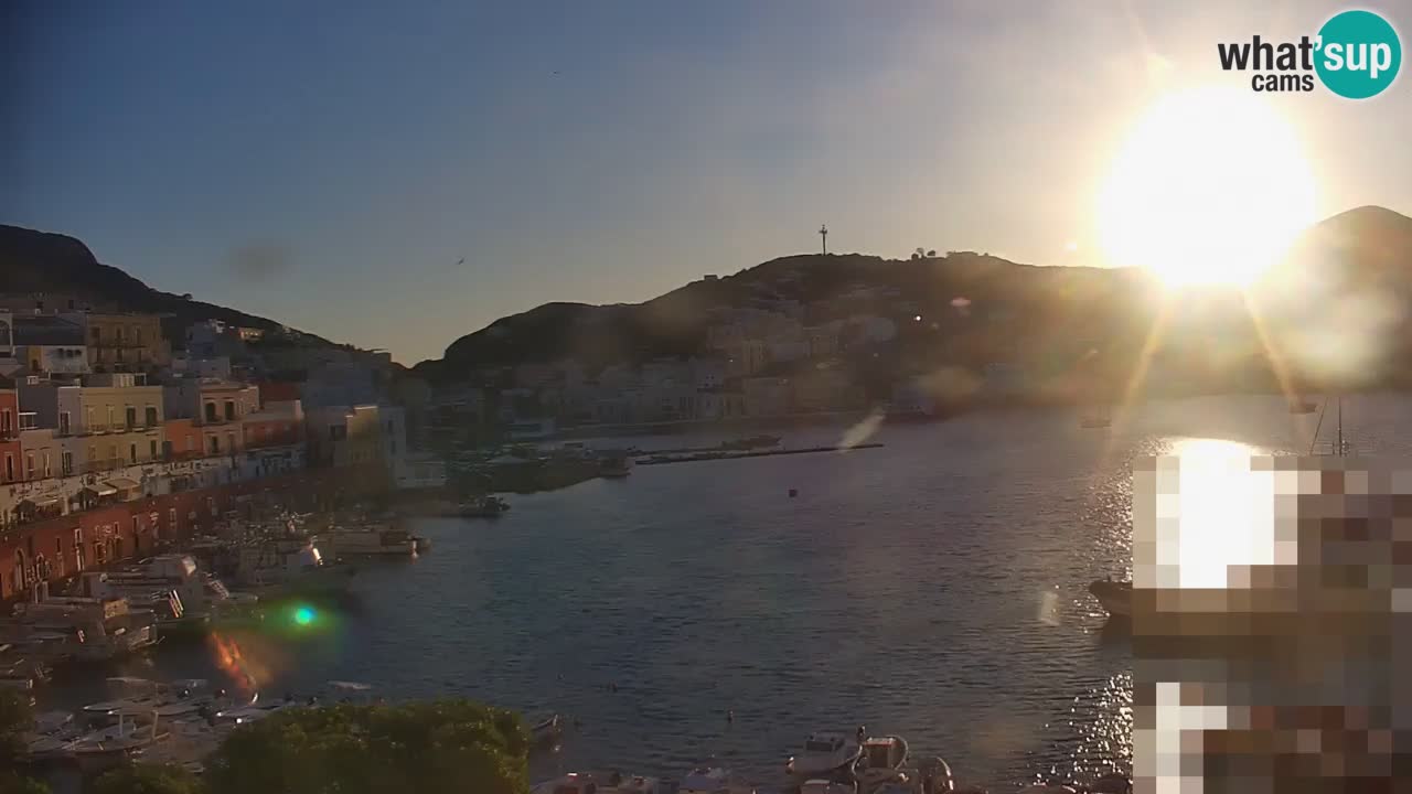 Island of Ponza livecam – the port webcam live