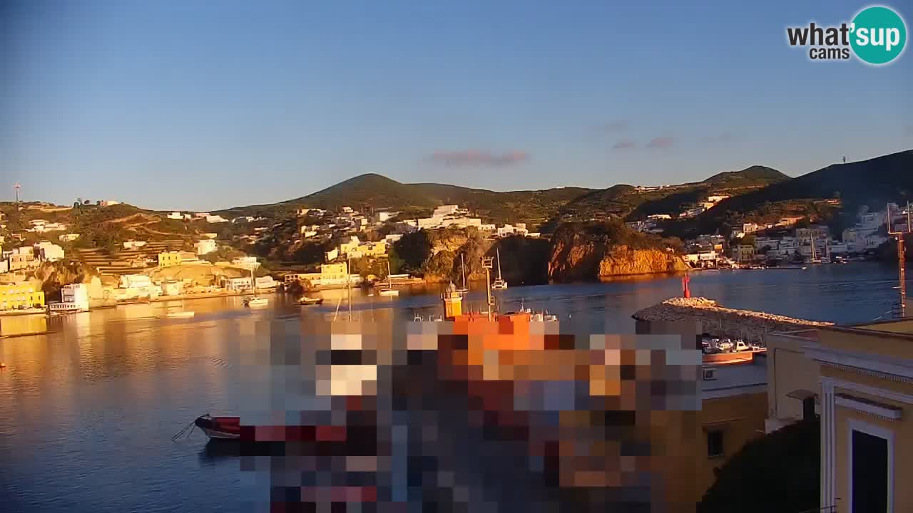 Island of Ponza livecam – the port webcam live