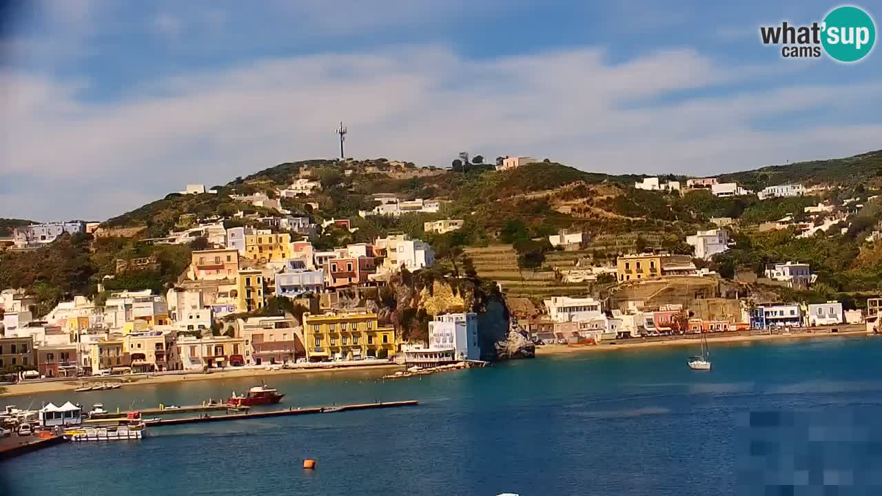 Island of Ponza livecam – the port webcam live
